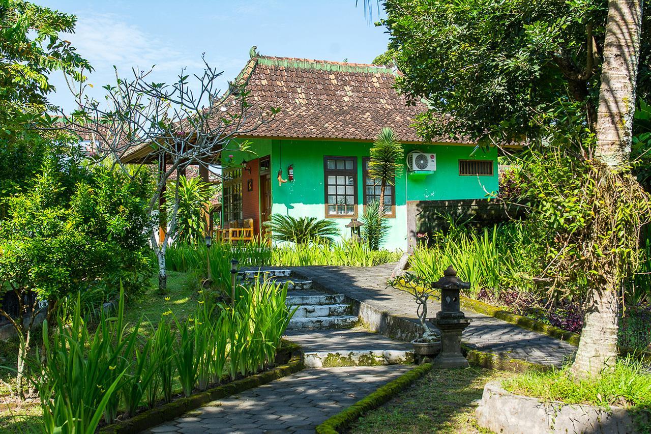 Poeri Devata Resort Hotel Prambanan Esterno foto