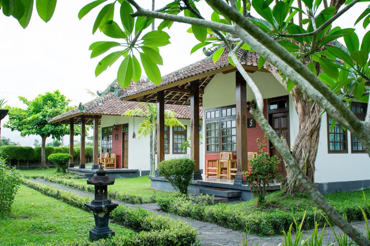 Poeri Devata Resort Hotel Prambanan Esterno foto