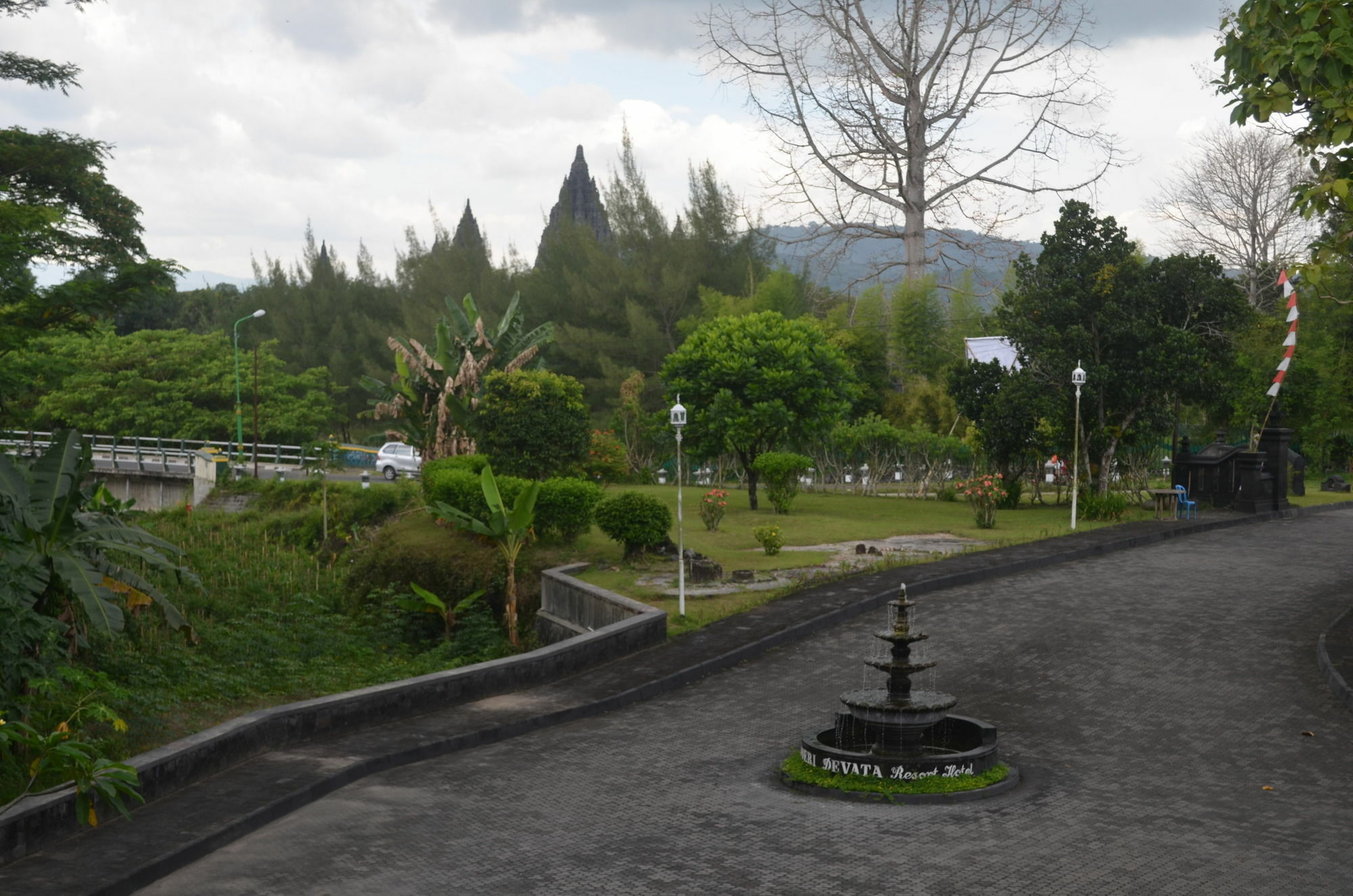 Poeri Devata Resort Hotel Prambanan Esterno foto