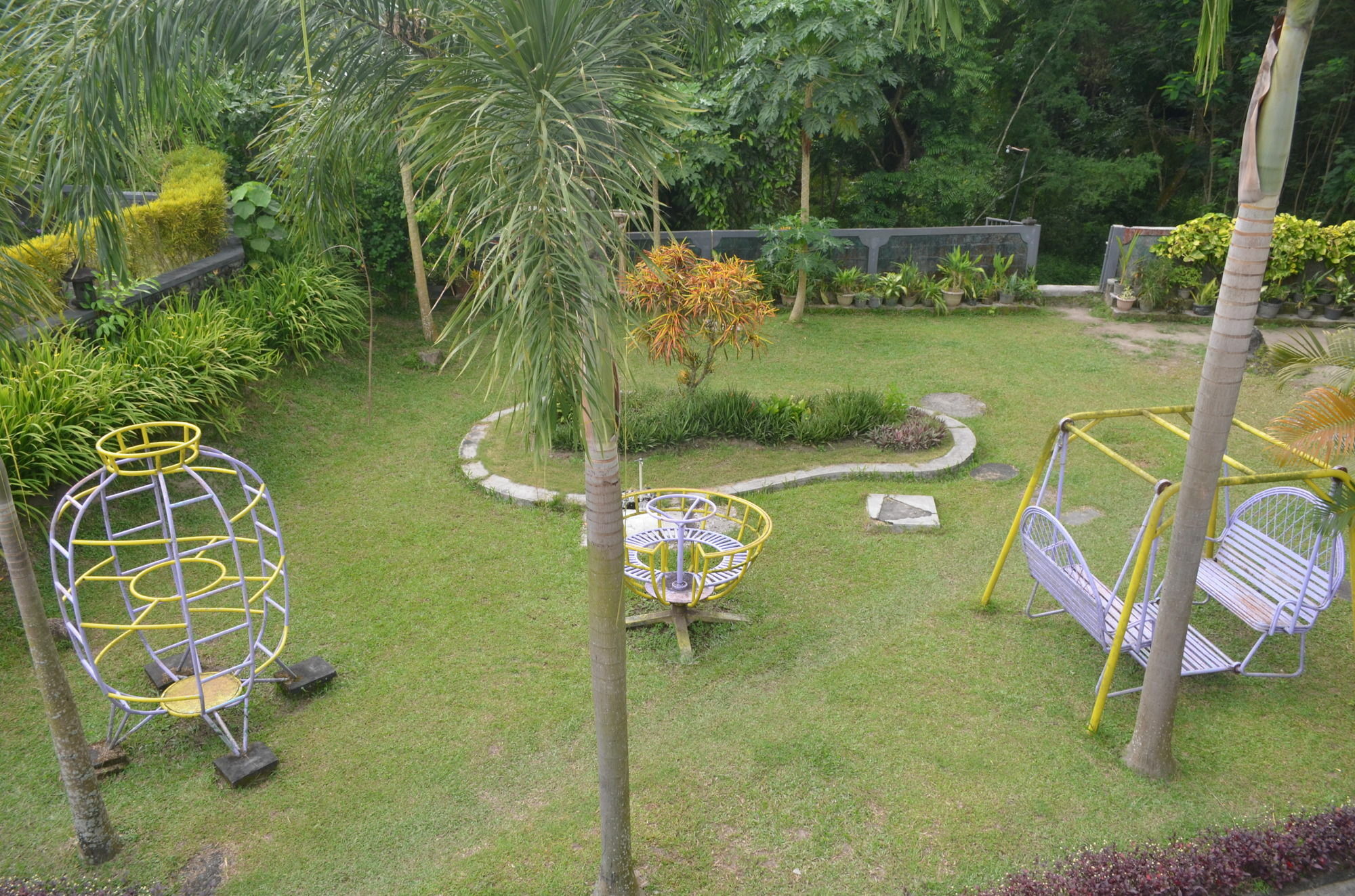 Poeri Devata Resort Hotel Prambanan Esterno foto