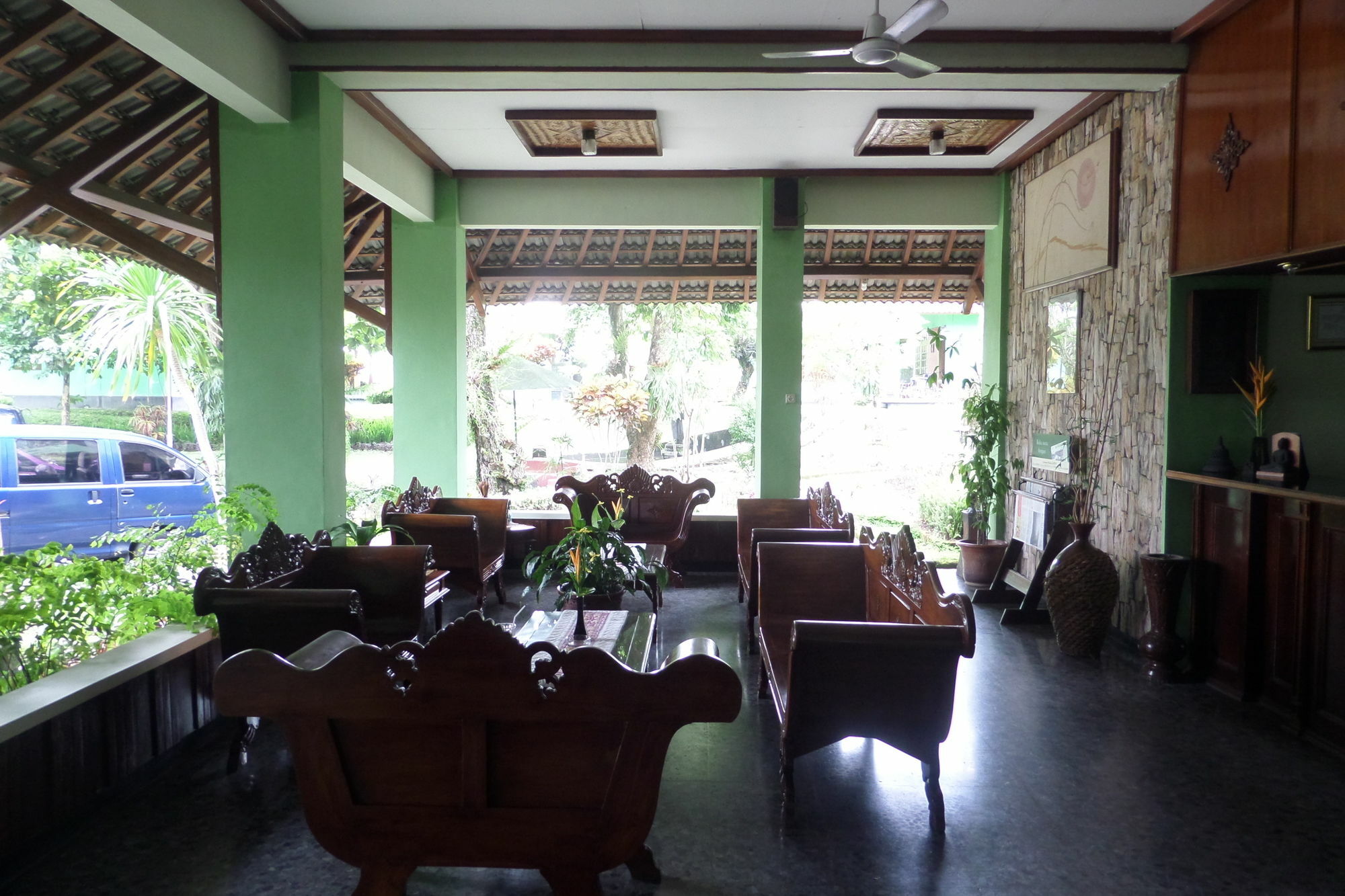 Poeri Devata Resort Hotel Prambanan Esterno foto