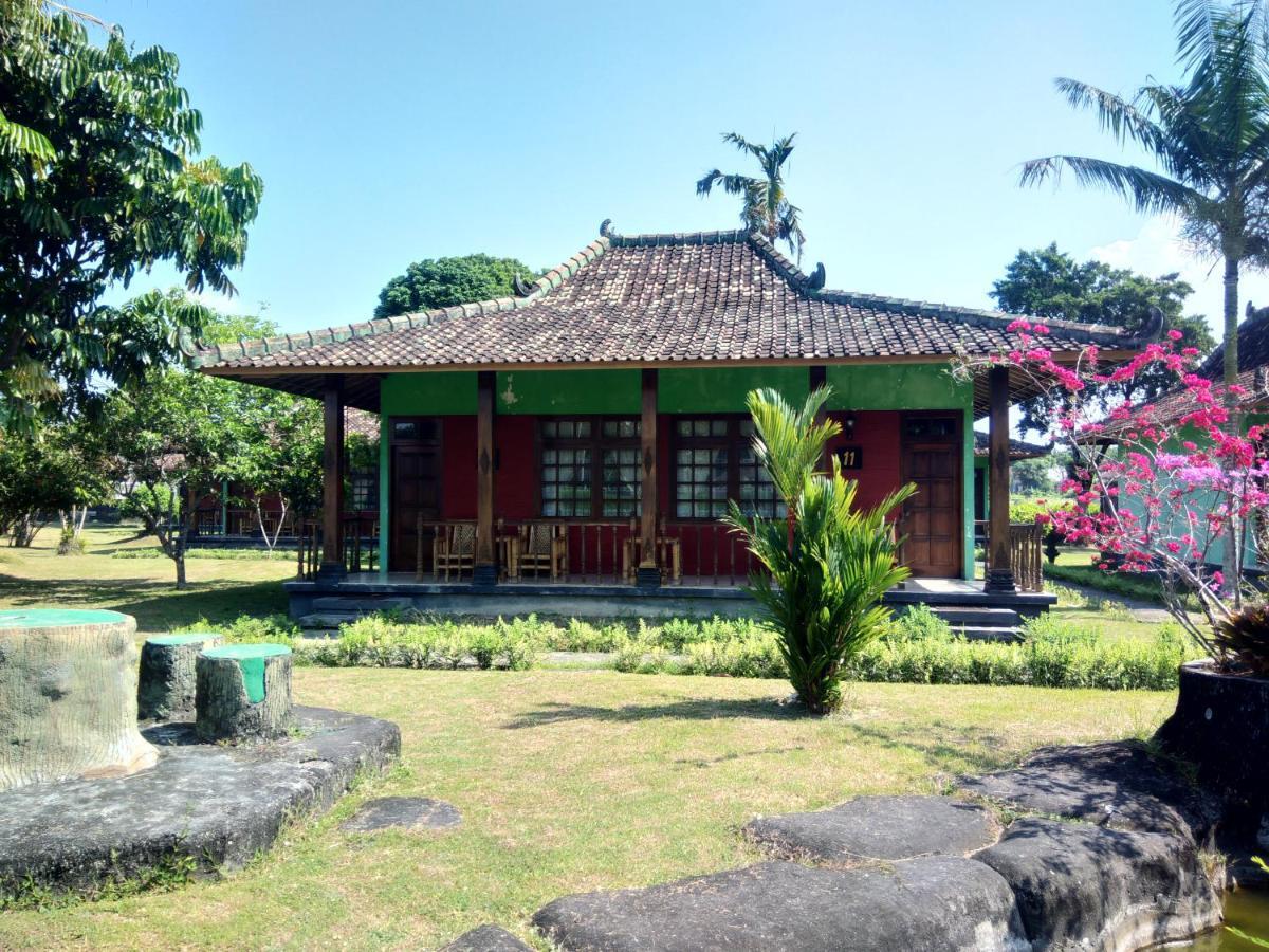 Poeri Devata Resort Hotel Prambanan Esterno foto
